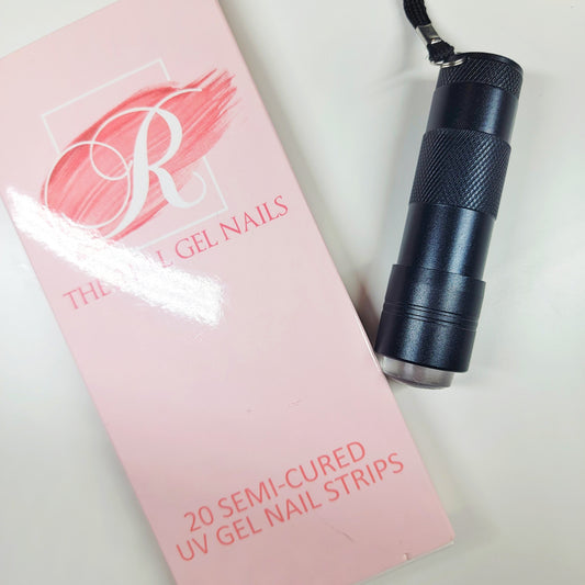 Portable UV light with silicone head